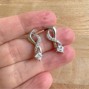 925 Sterling silver cubic zirconia elegant twist earrings on posts